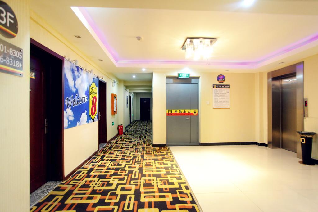 Super 8 Hotel Chengde Imperial Summer Resort Exterior foto